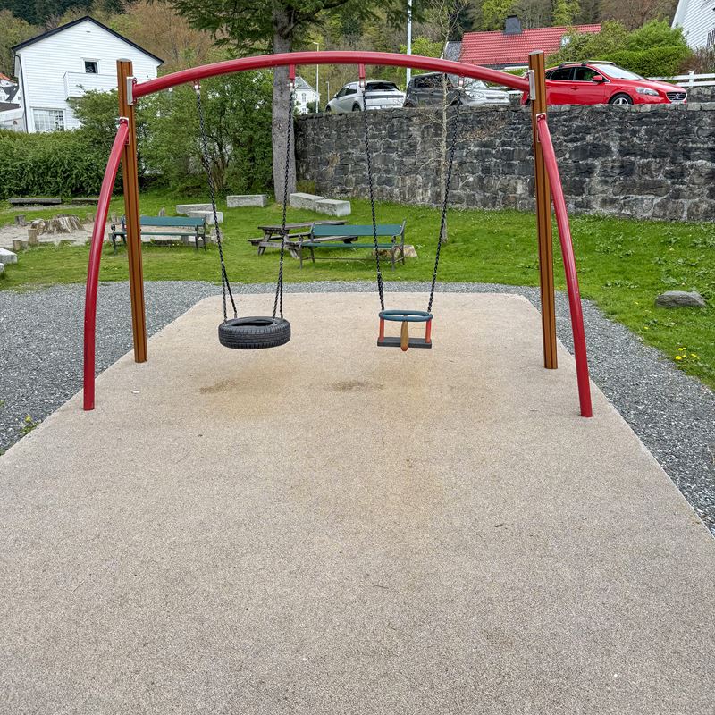 Amalie Skram April 2025